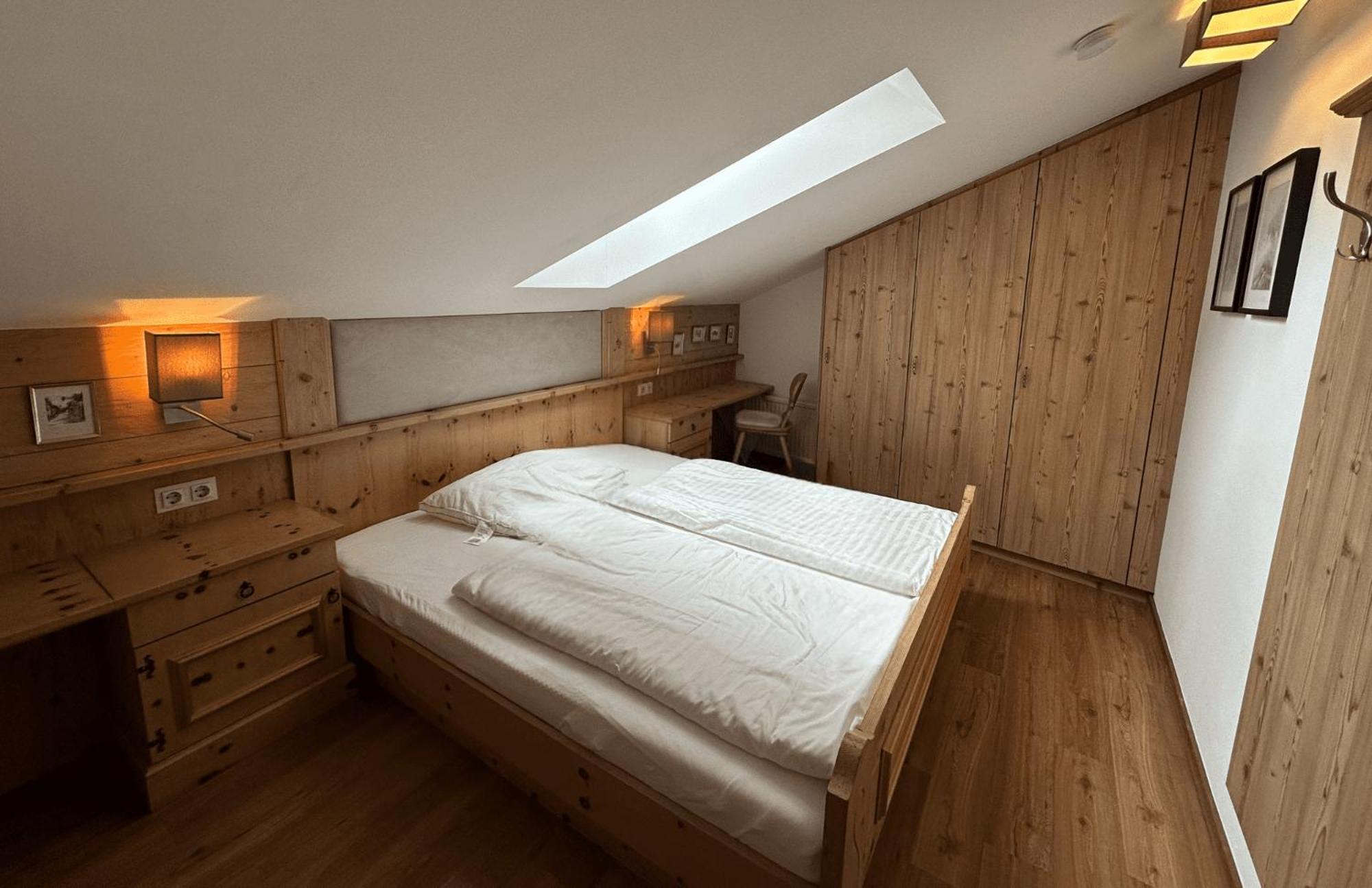 3br Duplex Flat - 300m - City Express Gondola - What'app - 0034-635-520-036 - For Reservations!! *