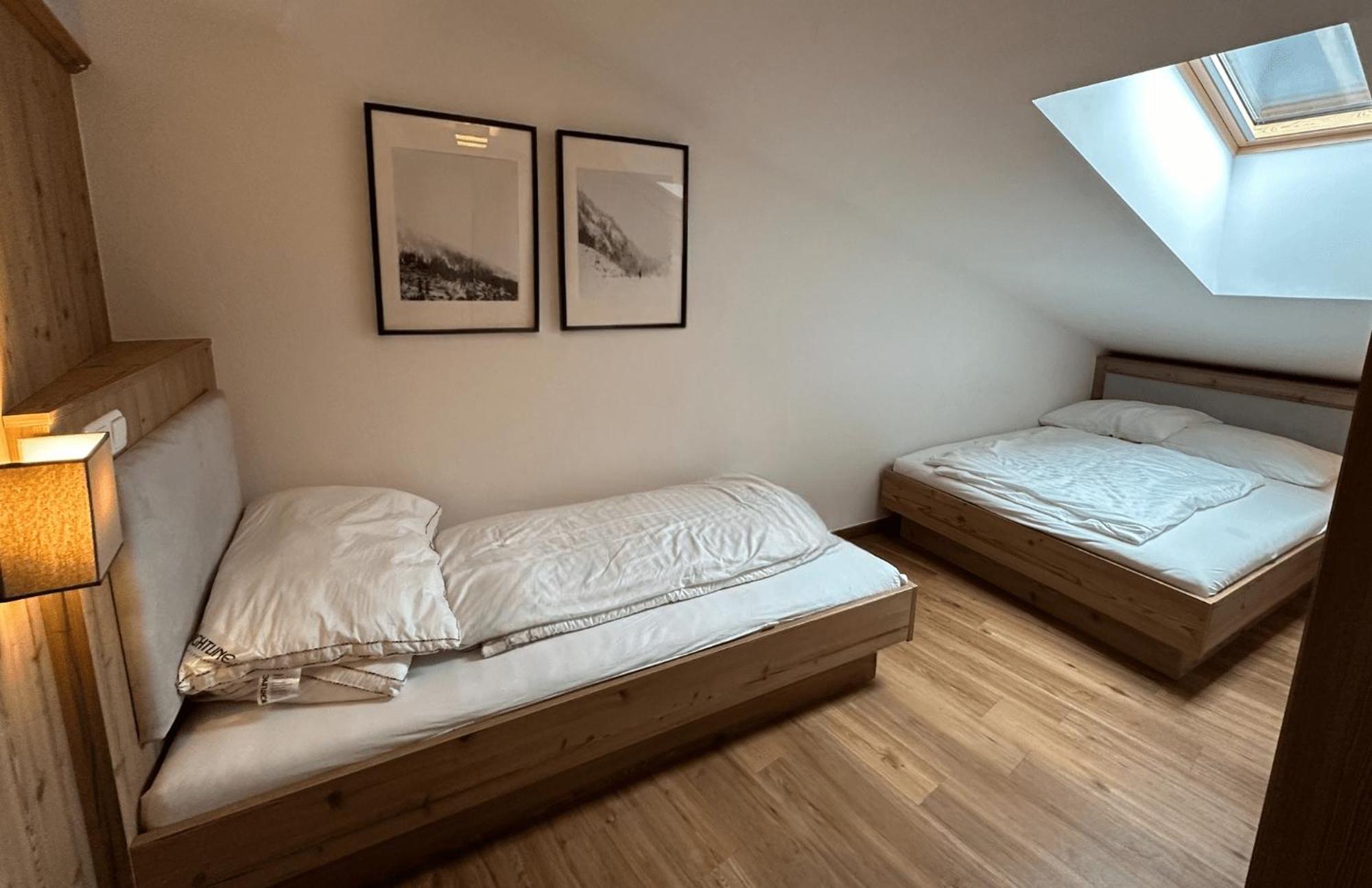 3br Duplex Flat - 300m - City Express Gondola - What'app - 0034-635-520-036 - For Reservations!! Apartment *